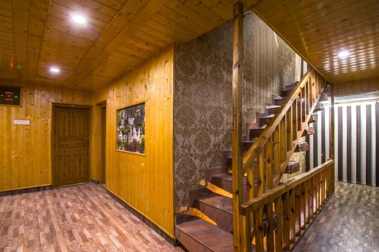 Oyo 5472 Bombay Palace Pahalgām Εξωτερικό φωτογραφία
